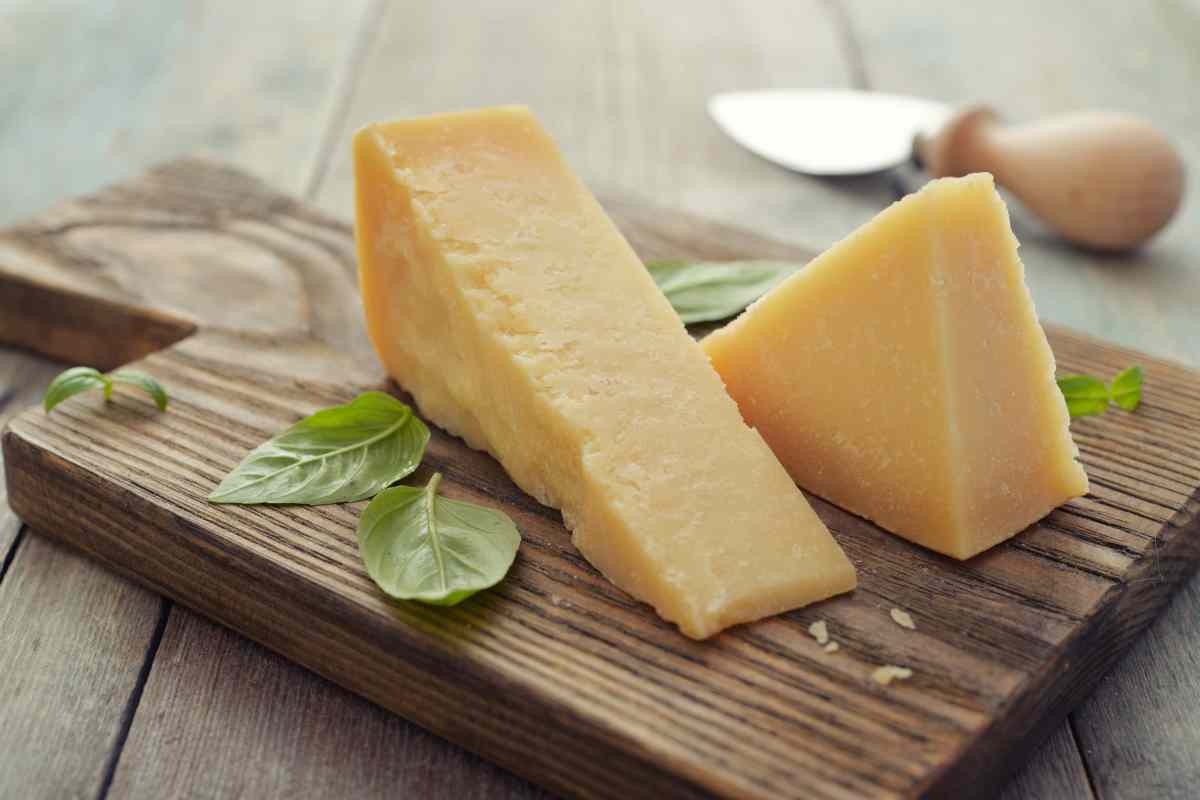 How Many Calories In Gruyere Cheese